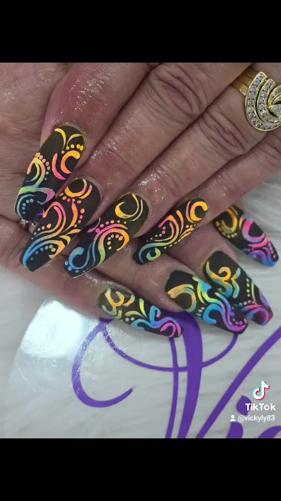Photo 2 of Vic's Nails Salon from its public Google listing